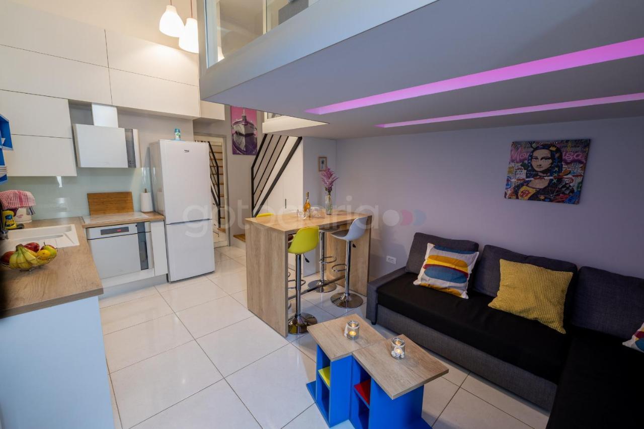Modern Duplex Studio Tommy Makarska Buitenkant foto